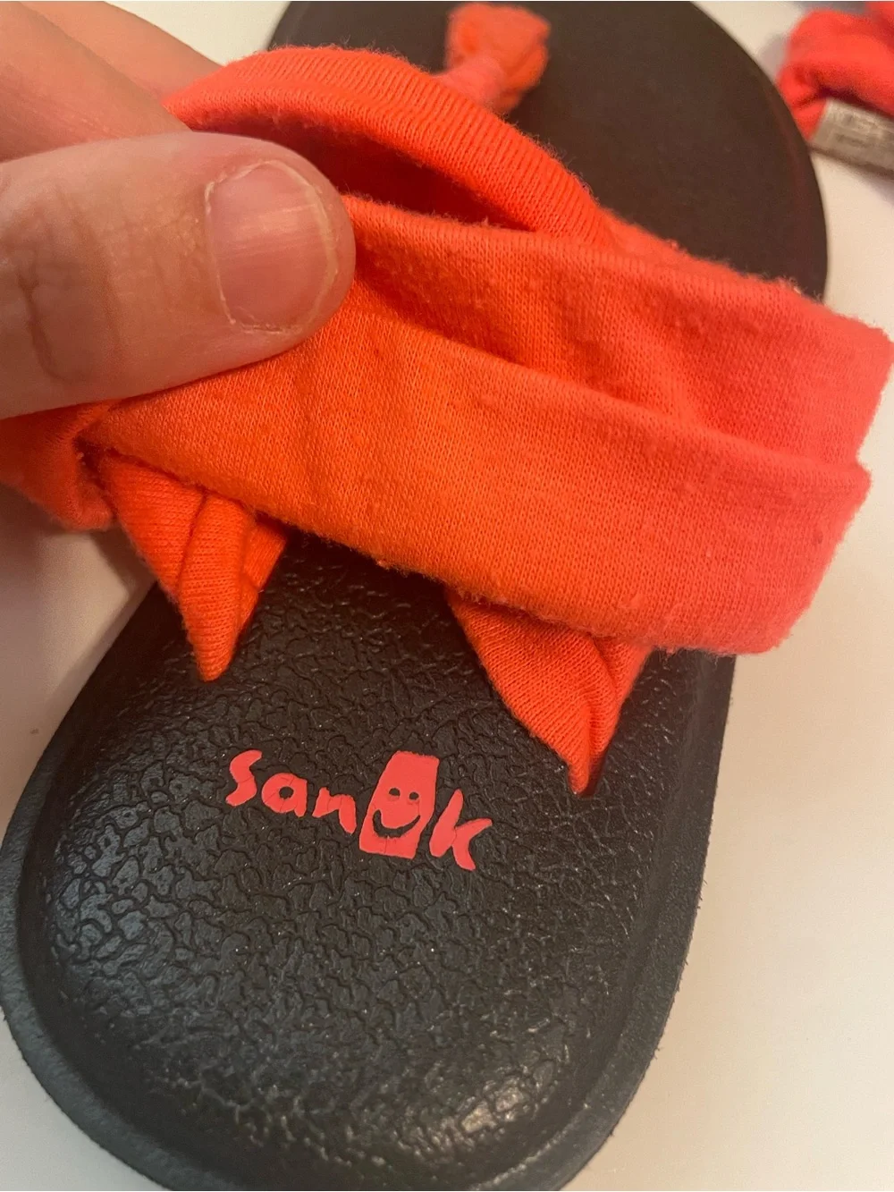 Girls’ Sanuk Yoga Sling 2 Black/Orange Fabric Wrap Flip Flop Sandals